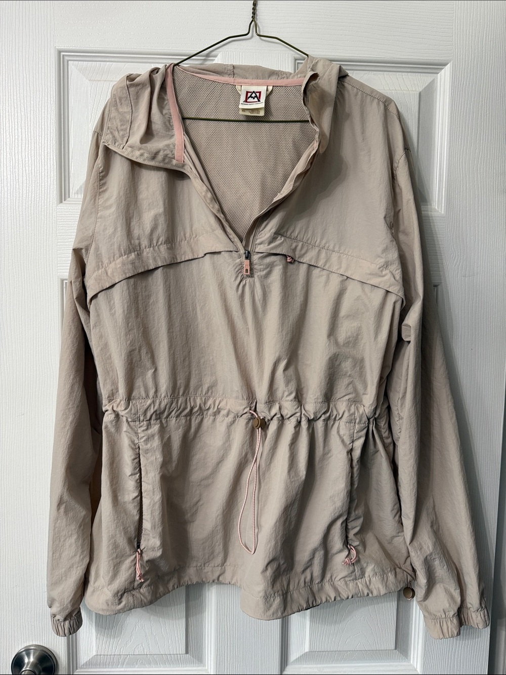 Light Taupe Hooded Pullover Anorak with Pink Trim